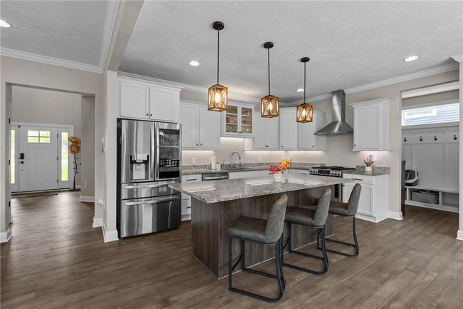 582 Forest Oaks Trl, House other with 4 bedrooms, 3 bathrooms and 2 parking in North Huntingdon PA | Image 10