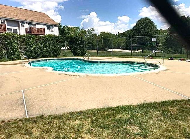 APT-1 - 210 Circle Rd, Condo with 2 bedrooms, 1 bathrooms and null parking in Manchester NH | Image 15