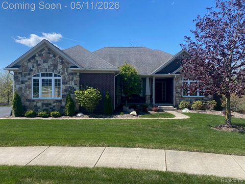 660 Willow Lake Ct, Oxford, MI, 48371-6379 | Card Image