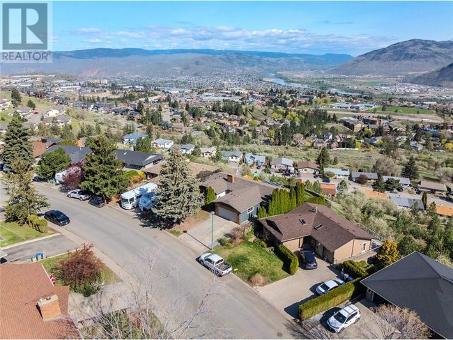 396 Gleneagles Dr, House other with 4 bedrooms, 2 bathrooms and 2 parking in Kamloops BC | Image 5