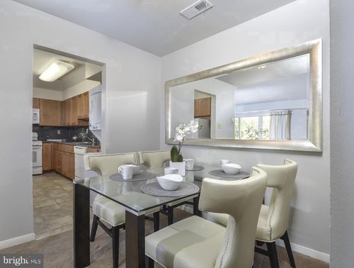 264-3d-284 Iven Ave, RADNOR, PA, 19087-4909 | Card Image