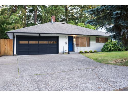 17149 Se Jade Ct, Milwaukie, OR, 97267-6323 | Card Image