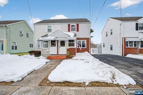 144 Major St, Clifton, NJ, 07012-1107 | Card Image