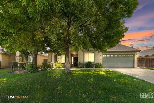 9003 Great Harvest Dr, Bakersfield, CA, 93313-5265 | Card Image