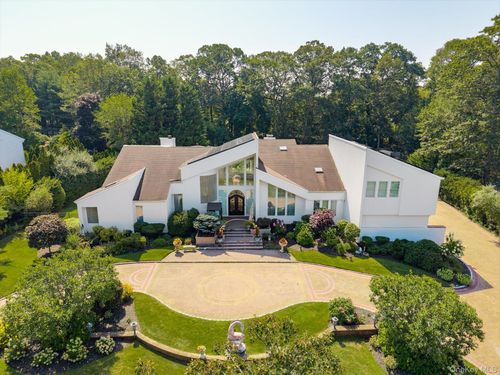 9 Scenic View Ct W, Dix Hills, NY, 11746-5446 | Card Image