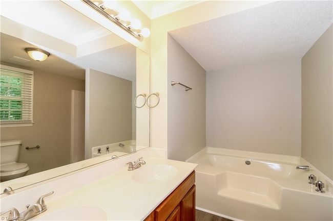 2513 White Fence Way, House other with 3 bedrooms, 3 bathrooms and null parking in High Point NC | Image 8