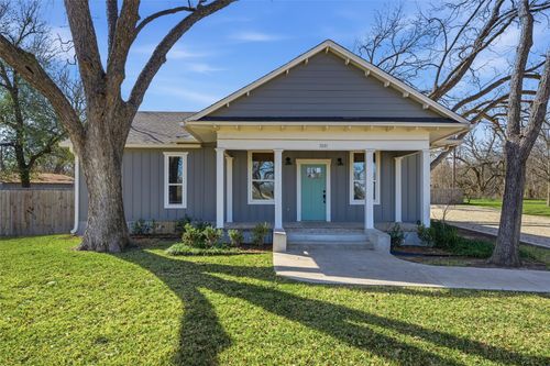 3801 S 4th St, Waco, TX, 76706-4131 | Card Image