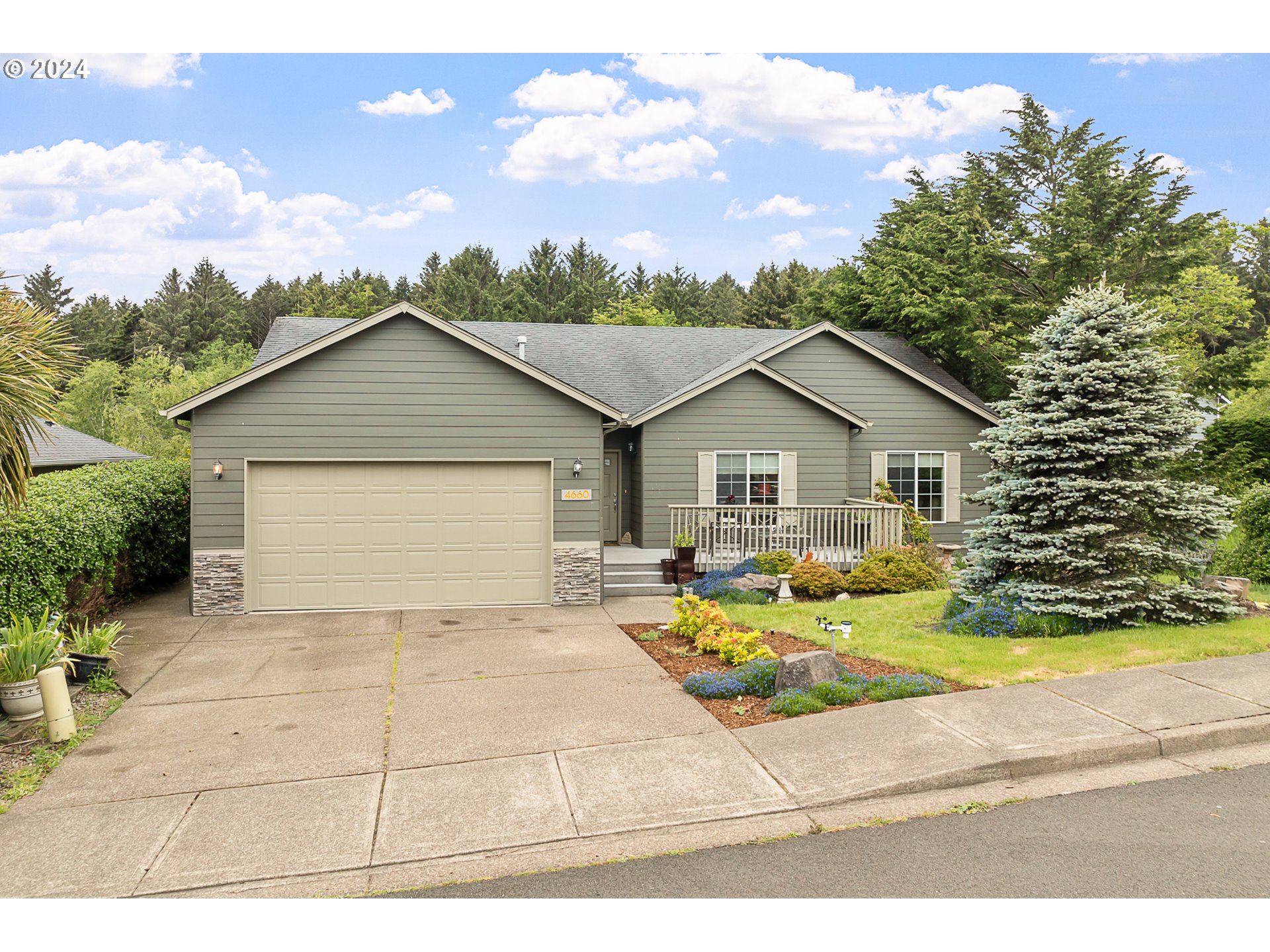 Union Loop, Lincoln City, OR 97367