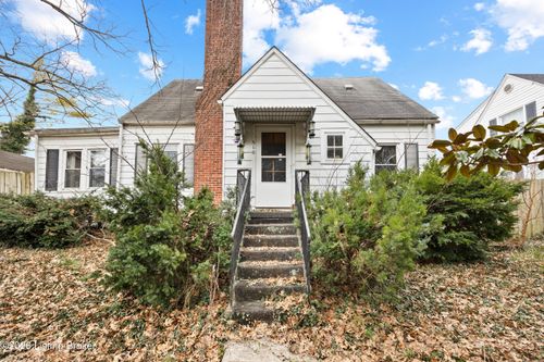 510 Chestnut St, Harrodsburg, KY, 40330-1822 | Card Image