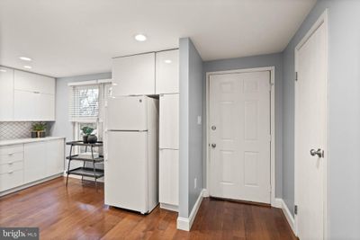 1732 Sundance Drive, Townhouse with 3 bedrooms, 2 bathrooms and null parking in RESTON VA | Image 3