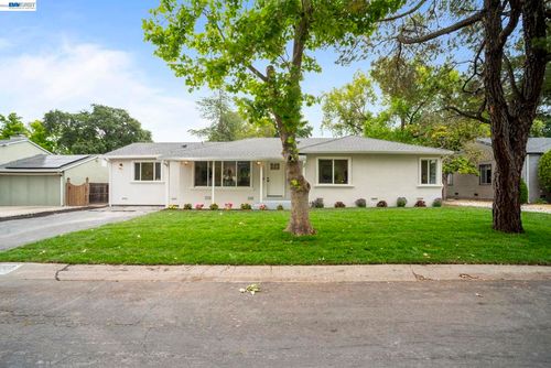 1007 Pleasant Valley Dr, Pleasant Hill, CA, 94523-4333 | Card Image