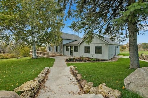 777 Lynden Rd, Branchton, ON, N0B1L0 | Card Image