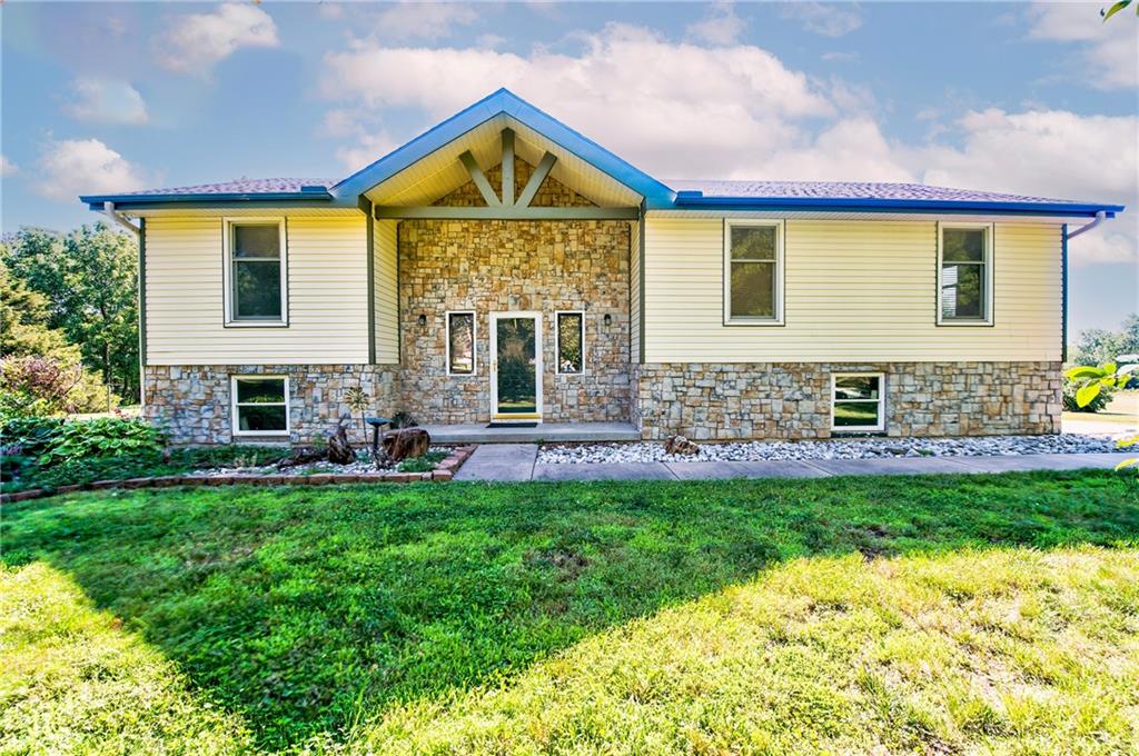 Shelby Ln, Belton, MO 64012