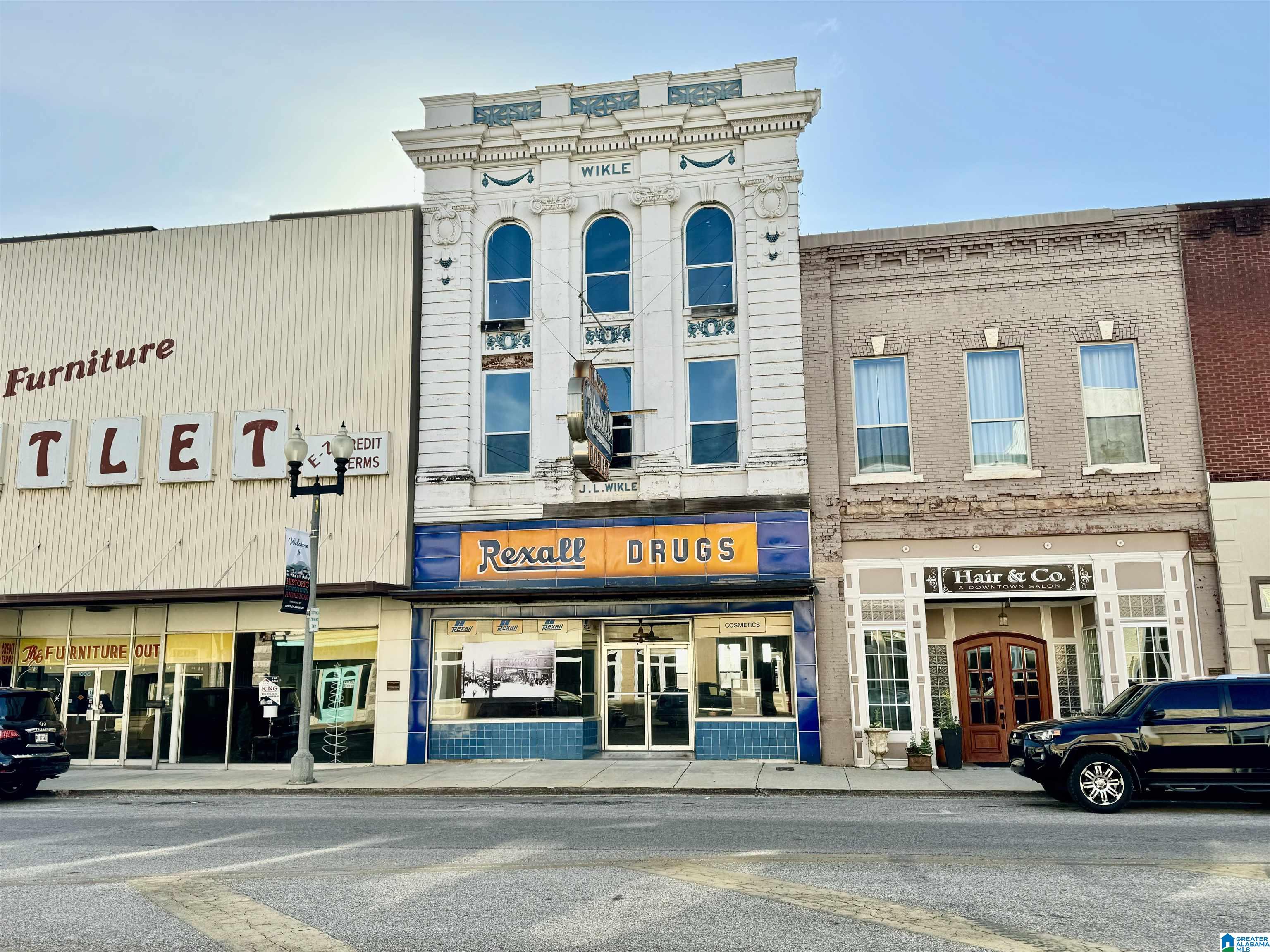 1010 Noble St, Anniston, AL 36201