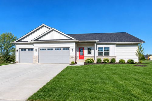 7091 Spring Creek Dr, Bettendorf, IA, 52722-6592 | Card Image