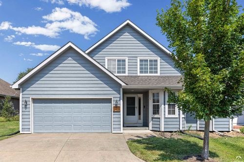 2402 E 27th Ter, Lawrence, KS, 66046-5622 | Card Image