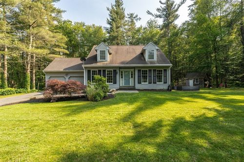 36 Old House Rd, Montgomery, MA, 01085-9822 | Card Image