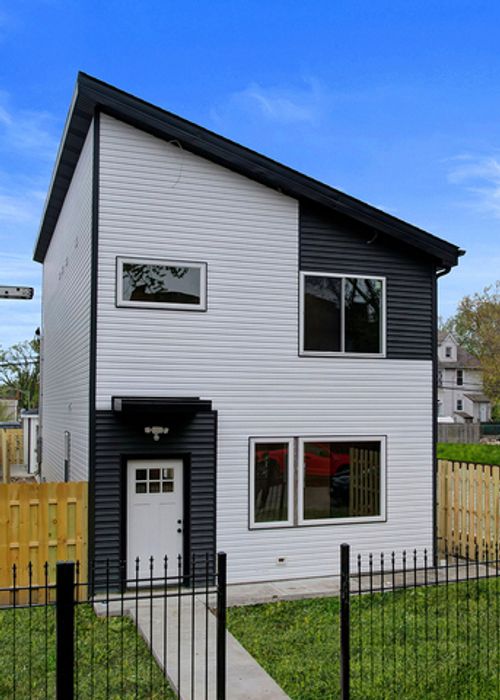 308 N Lockwood Ave, Chicago, IL, 60644-2437 | Card Image