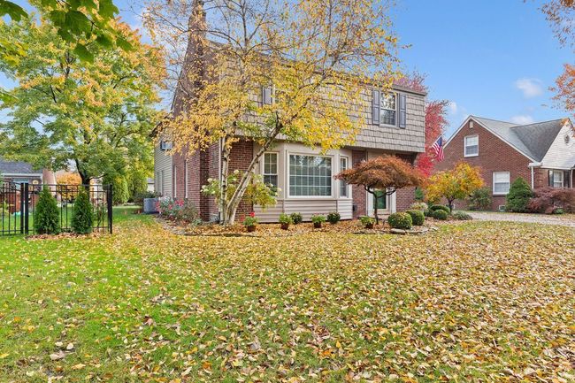 1344 Torrey Rd, House other with 3 bedrooms, 3 bathrooms and null parking in Grosse Pointe Woods MI | Image 33