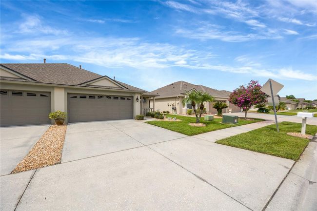 31940 Stillmeadow Dr, House other with 3 bedrooms, 2 bathrooms and null parking in WESLEY CHAPEL FL | Image 47
