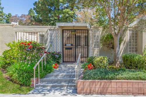 b-313 Avenida Castilla, Laguna Woods, CA, 92637-6619 | Card Image