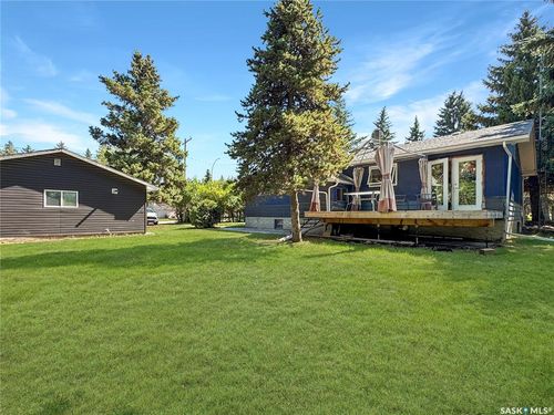 111 Dion Ave, Cut Knife, SK, S0M0N0 | Card Image