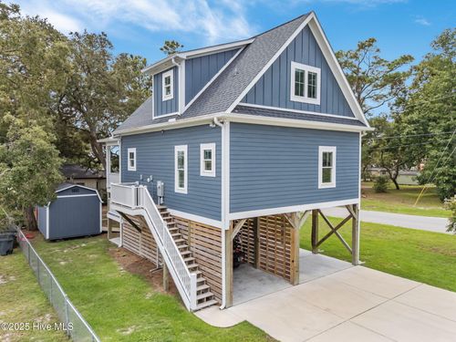 681 Forest Dr Se, Bolivia, NC, 28422-7847 | Card Image