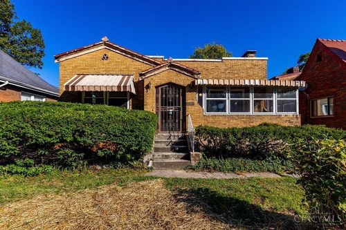 1522 Kenova Ave, Cincinnati, OH, 45237-3113 | Card Image