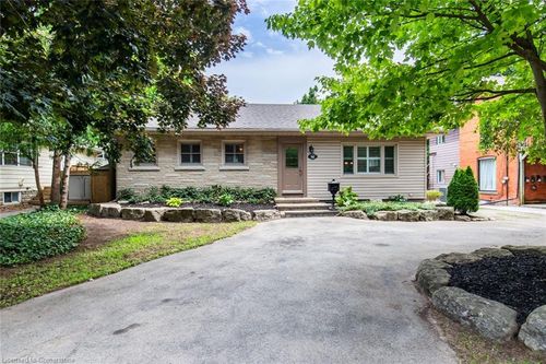 961 Shadeland Ave, Burlington, ON, L7T2M4 | Card Image