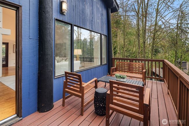 Patio outside of living room | Image 7