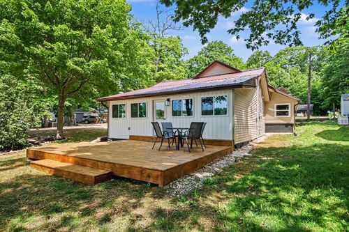 3562 Woods Dr, Sand Lake, MI, 49343-9510 | Card Image