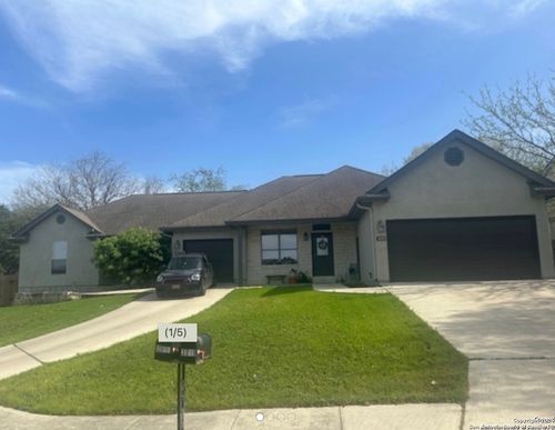 3017 Green Mountain Dr, New Braunfels, TX, 78130-7018 | Card Image