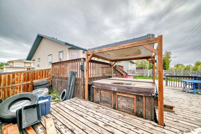 1 Madison Court, House other with 5 bedrooms, 3 bathrooms and 4 parking in Strathmore AB | Image 44