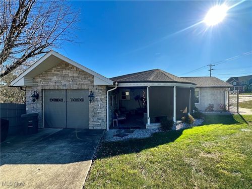 806 Bantam Ridge Rd, Wintersville, OH, 43953-4225 | Card Image