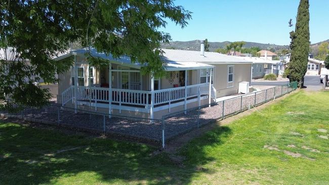 SPC-248 - 11851 Riverside Dr, Home with 2 bedrooms, 2 bathrooms and 4 parking in Lakeside CA | Image 44