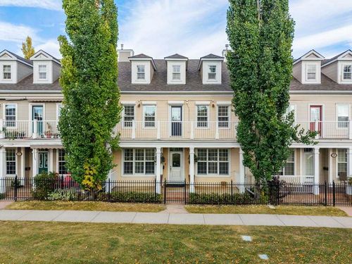 {{alt}} | Card Image