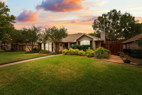 2001 Jasmine St, Denton, TX, 76205-7402 | Card Image