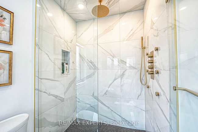 1343 Klondike Dr, House other with 5 bedrooms, 4 bathrooms and 5 parking in Oshawa ON | Image 24