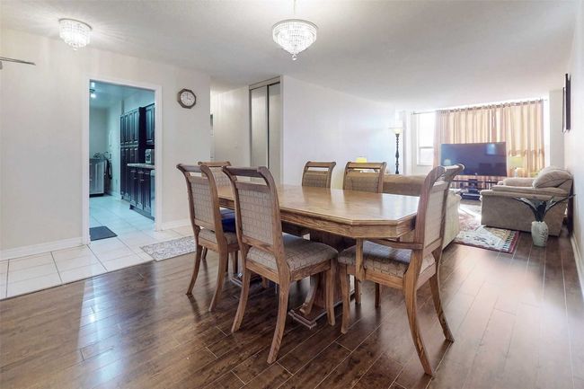 611 - 390 Dixon Rd, Condo with 3 bedrooms, 2 bathrooms and 1 parking in Etobicoke ON | Image 7