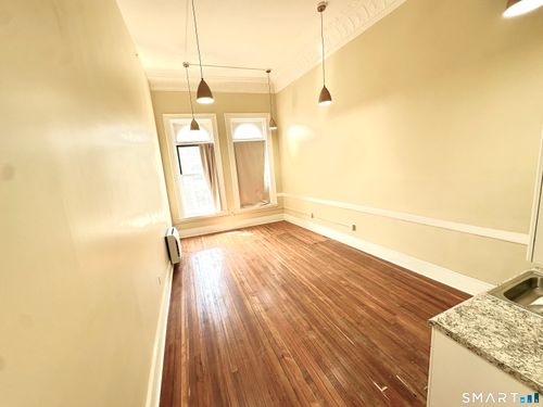 4b-105 Bank Street, Waterbury, CT, 06702 | Card Image