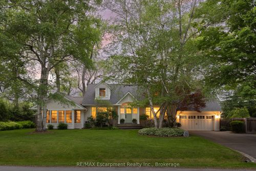 161 Dianne Ave, Oakville, ON, L6J4G8 | Card Image