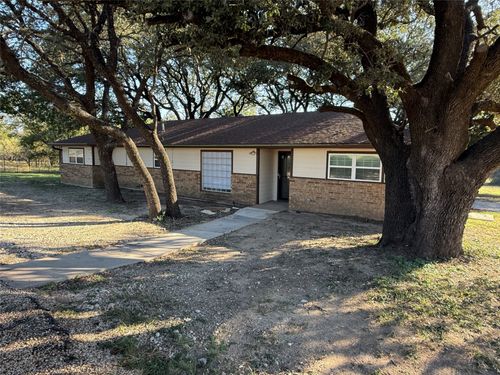 401 Highway 2247, Comanche, TX, 76442-4303 | Card Image