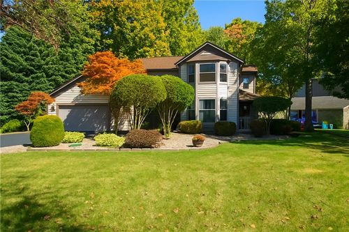 237 Creighton Ln, Greece, NY, 14612-2241 | Card Image