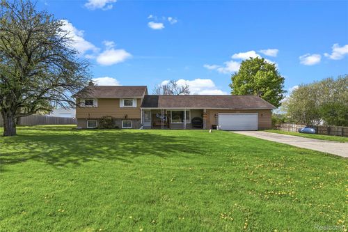 6270 E Dodge Rd, Mount Morris, MI, 48458-9716 | Card Image