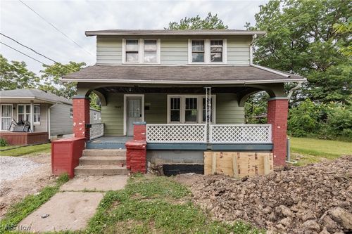 3142 Denver Ave, Lorain, OH, 44055-1441 | Card Image