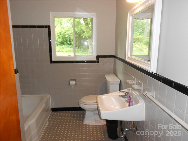 5209 Markay St, House other with 2 bedrooms, 1 bathrooms and null parking in Matthews NC | Image 17