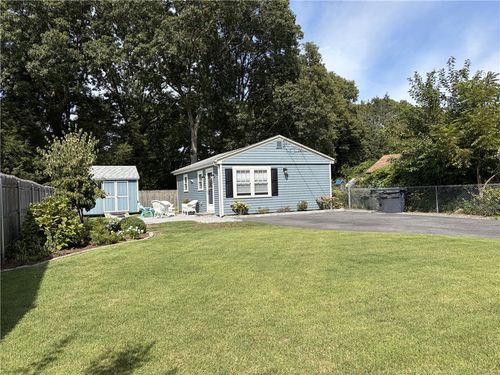 103 Darrow Dr, Warwick, RI, 02886-7403 | Card Image