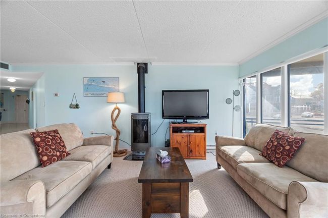 202 - 9 Pine St, House attached with 3 bedrooms, 2 bathrooms and 1 parking in Grand Bend ON | Image 12