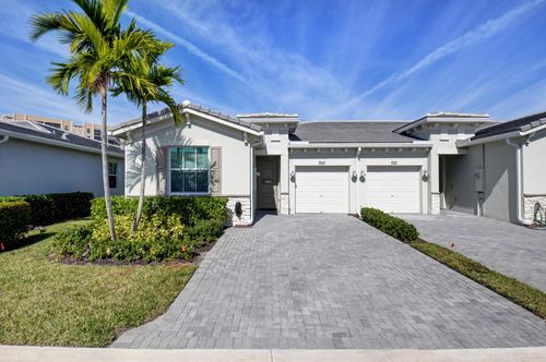 7017 Peters Ln, Delray Beach, FL, 33446-1262 | Card Image