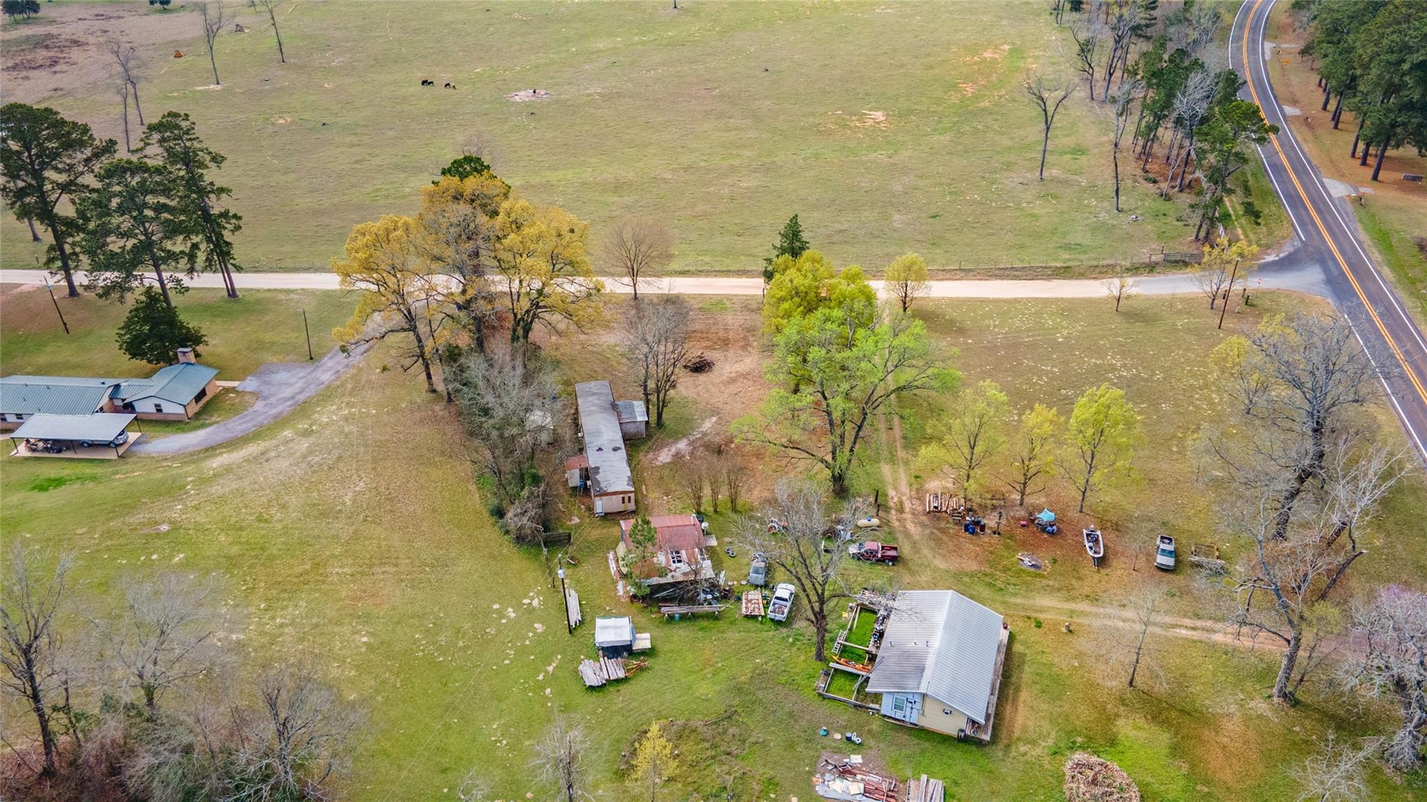 Land in Grapeland 4